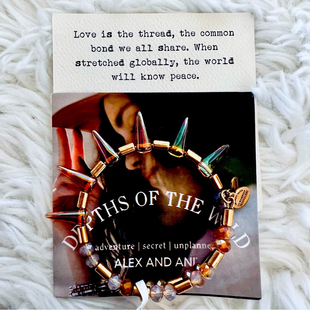 NWT! Alex and Ani Depths of the Wild Golden Aura wrap bracelet